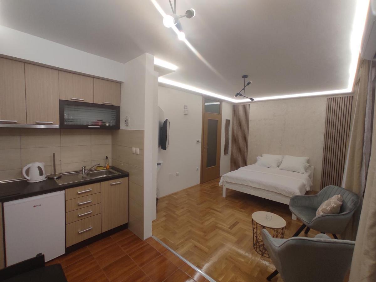 Studio Apartman Lukavica Saraievo Exterior foto